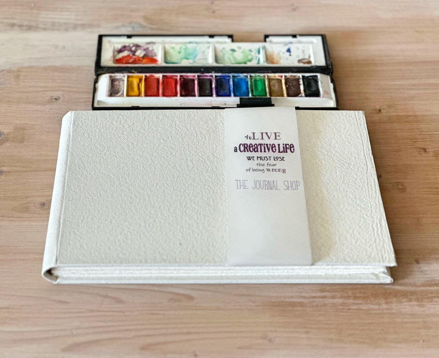 Blank Hardcover Artist Journal Sketchbook with 100% Cotton 300gsm Watercolor Fabriano Artistico paper in Landscape format, Travel Scrapbook