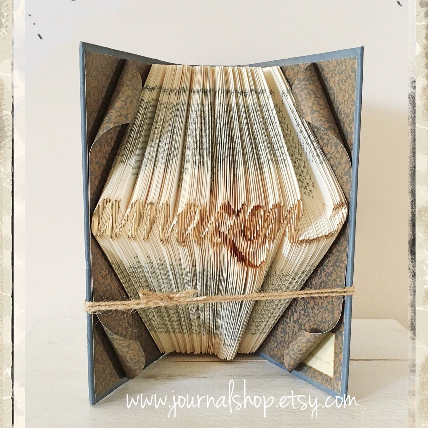 Personalized Folded Book Art Gift, Name origami, book folding in script font, Bookfolding gift, personalised bookish gift for book lover